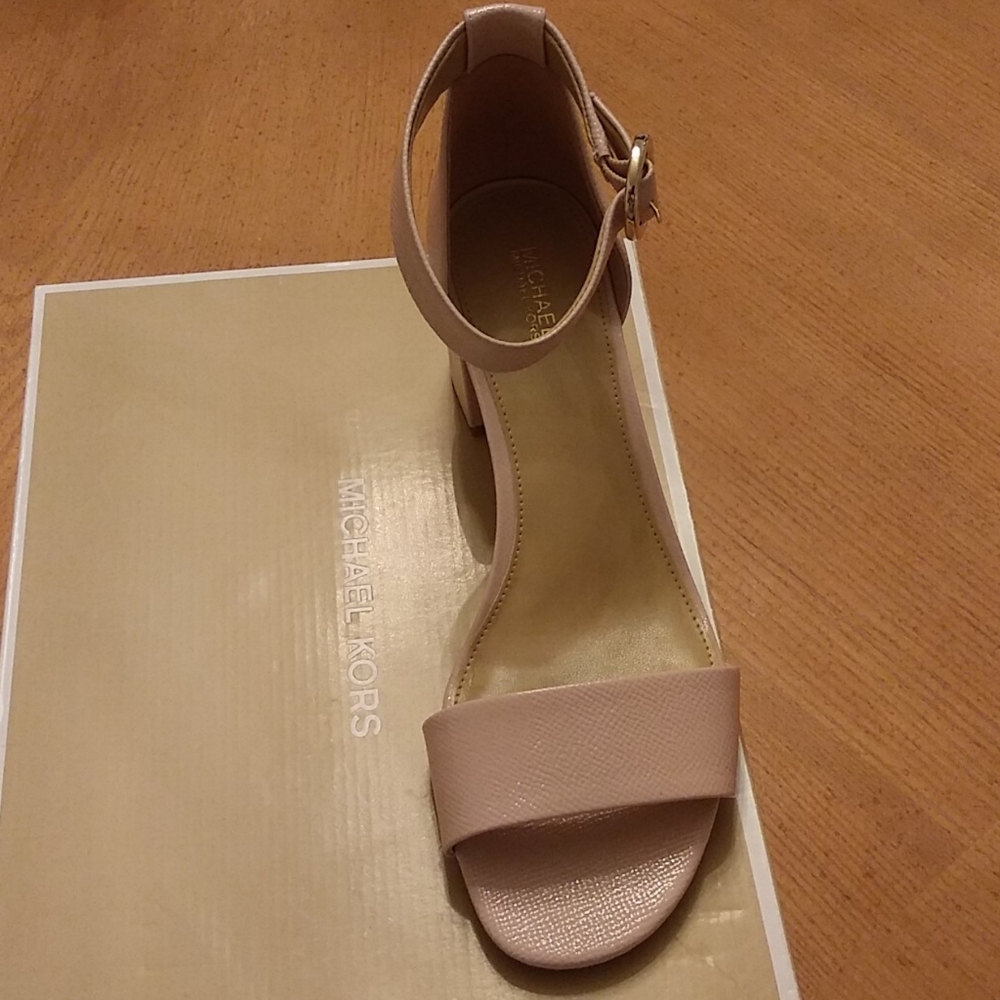 MICHAEL KORS LENA FLEX MID BLOCK HEEL SANDALS